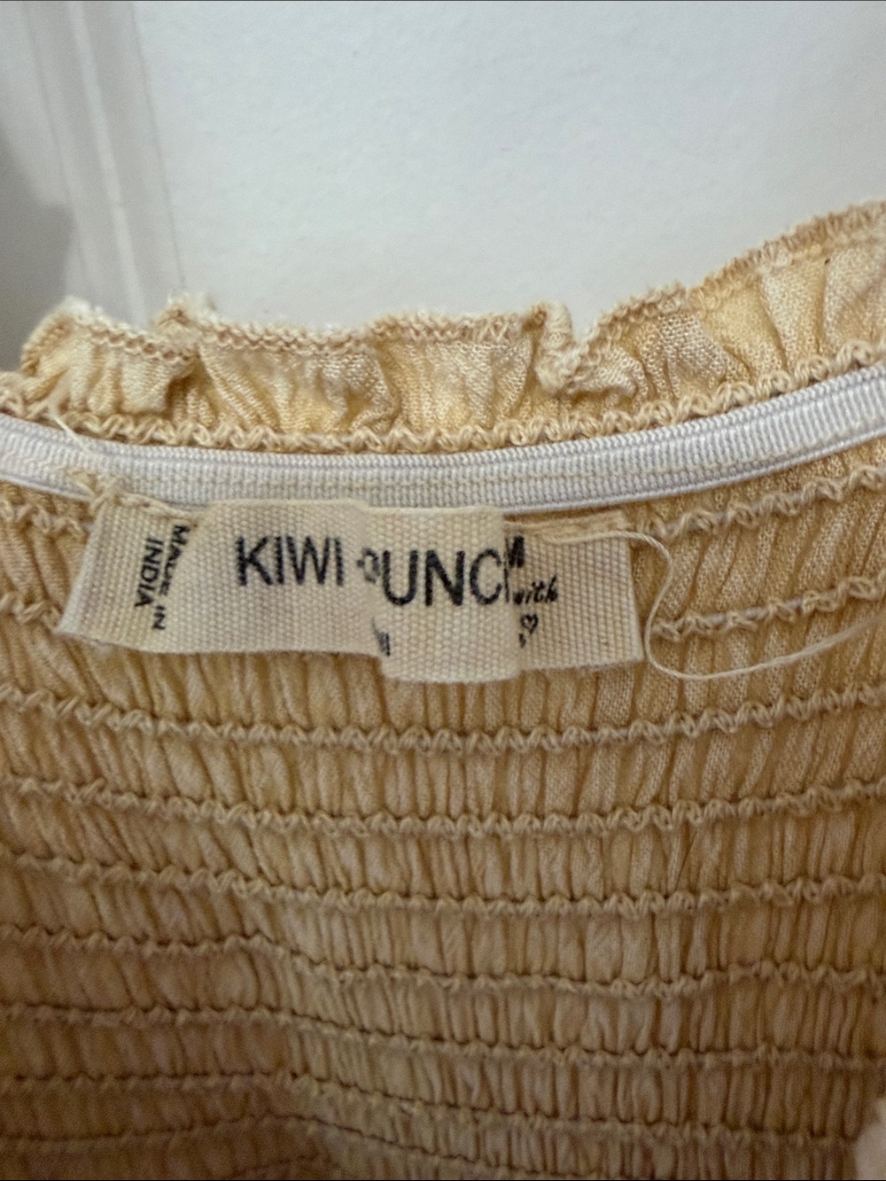Kiwi & punch Beige Ruffled Smocked Midi Dress Size Small beige coastal chic - Picture 2 of 6